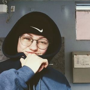 Meet your Posher, Joanis